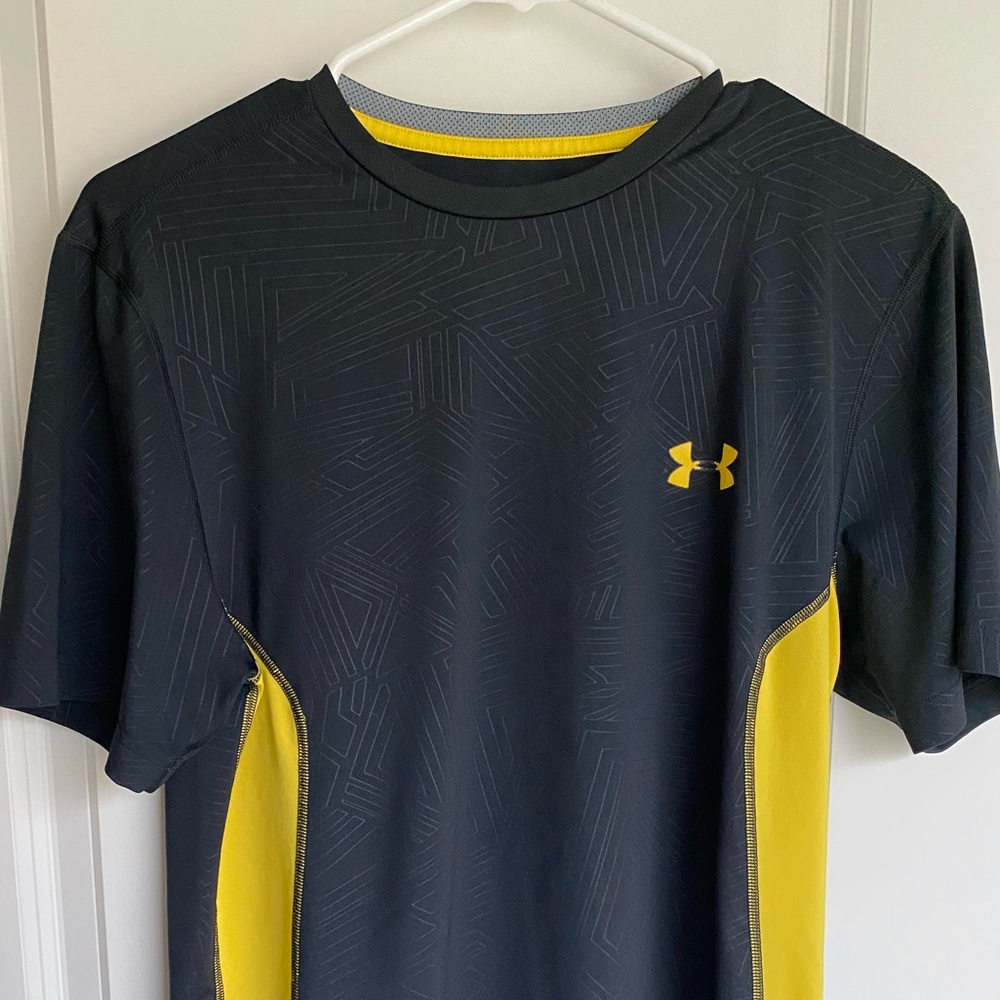 Men’s Under Armour Heat Gear - M